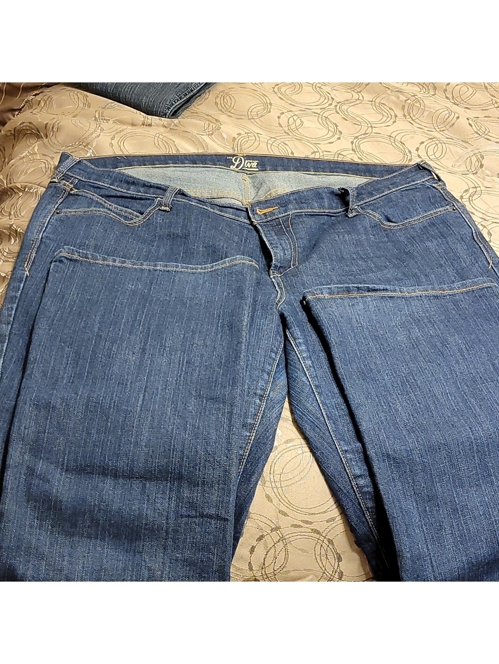Diva Women's Blue Boot Cut Jeans Size 20 Regular, Waist 22", Inseam 31"